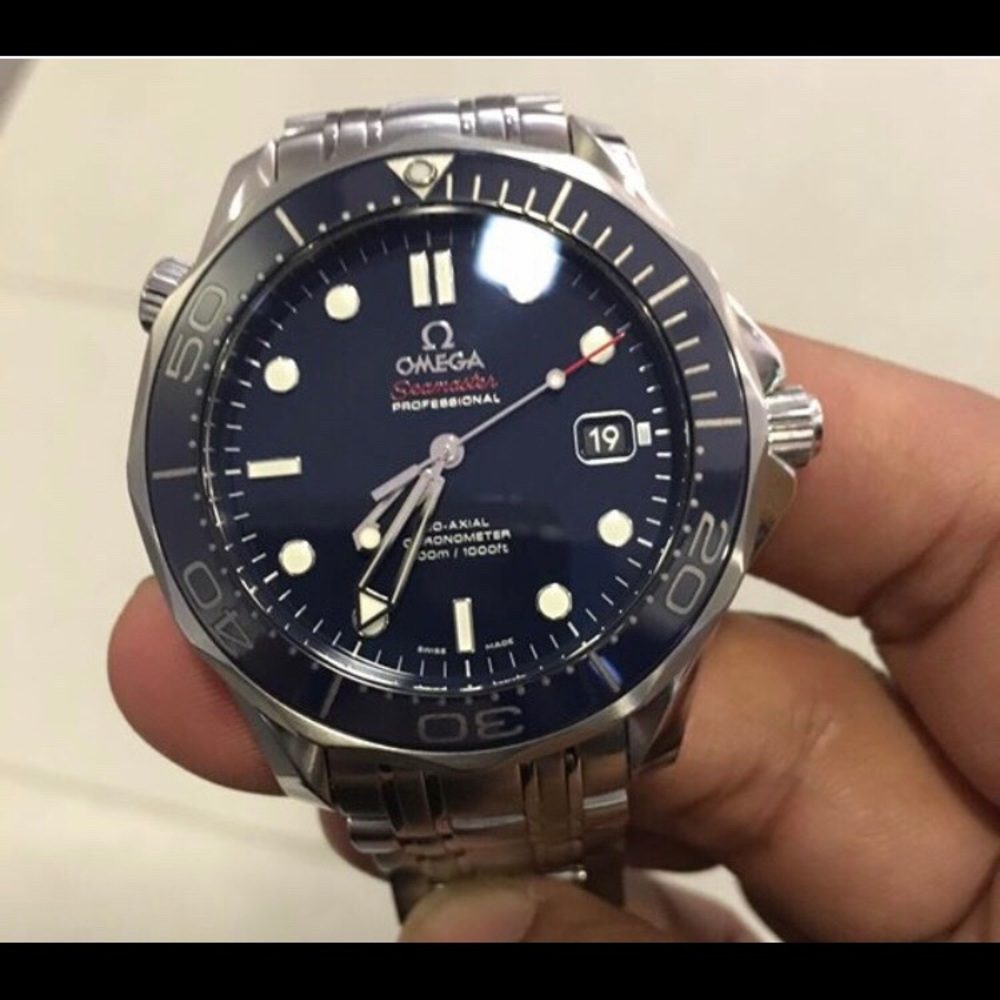 Omega seamster ceramic bazal